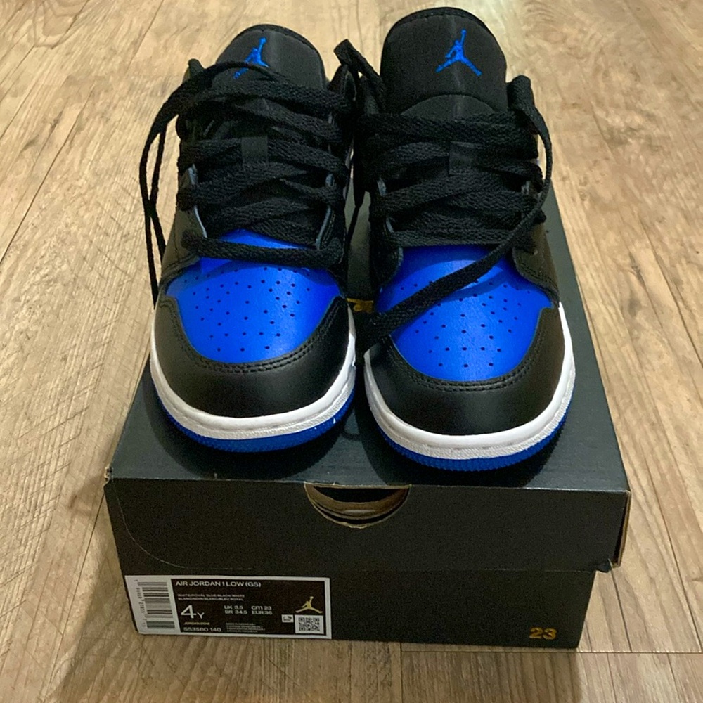 Kids sneakers Air Jordan 1 Low